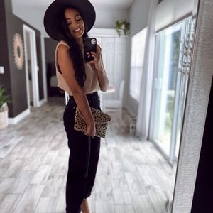 ❤️‍🩹SOLD❤️‍🩹 Black High Waisted Vici Jeans